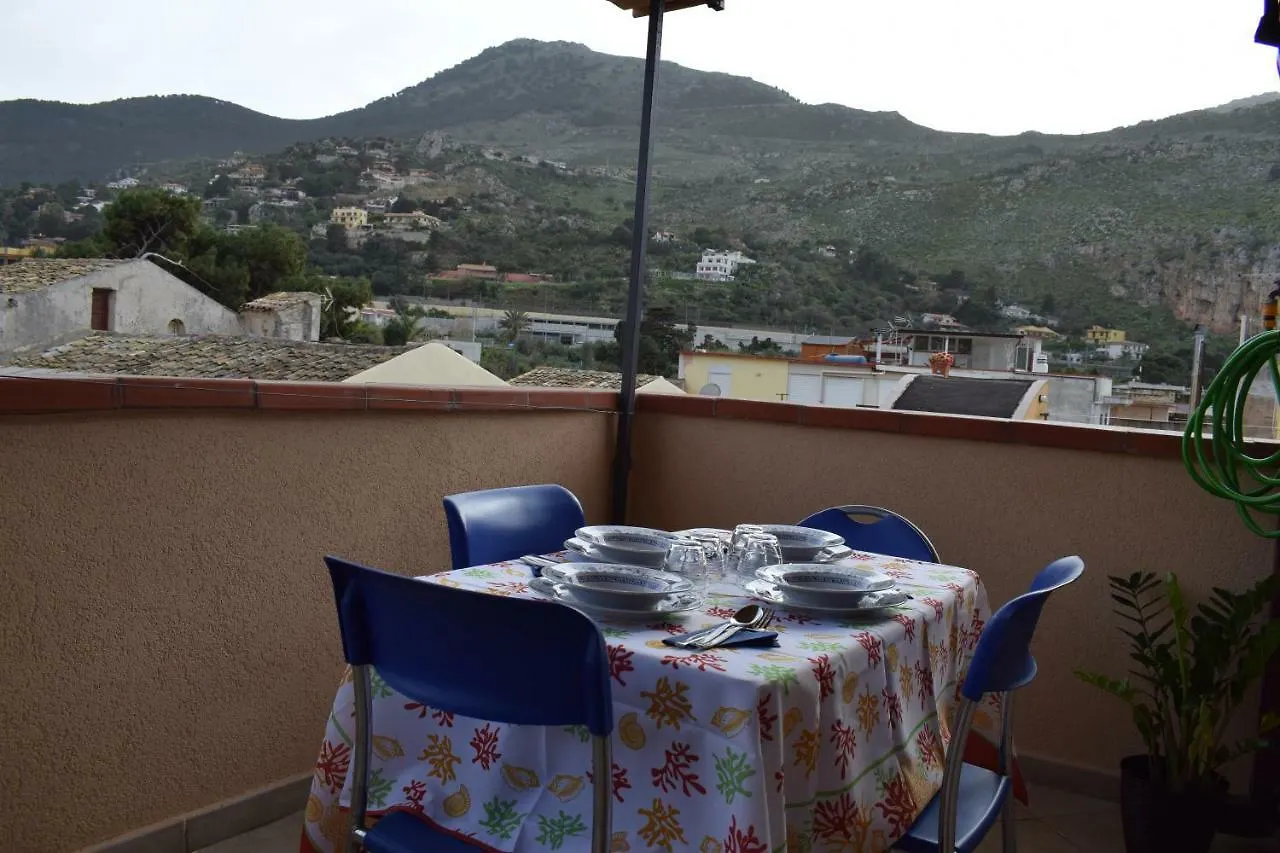 Casa Gagà Vila Sferracavallo 0*,  Itália
